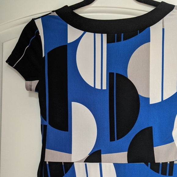 Madison Studio Petite Dress - Picture 7 of 11